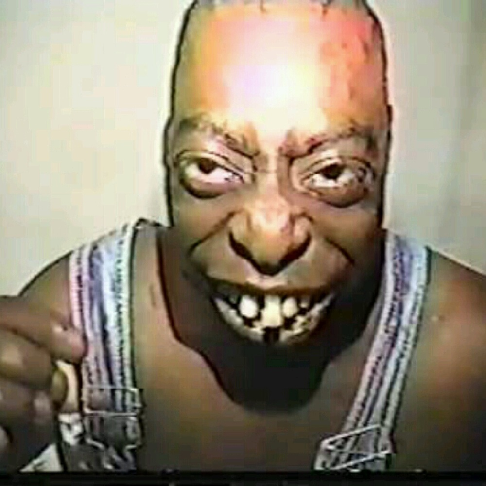 Meet your Posher, Derrick